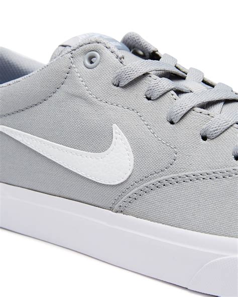 grey nike sneakers mens